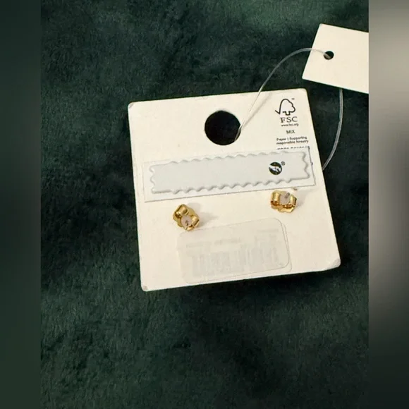 Madewell Knotted Statement Stud Earrings - Picture 4 of 5